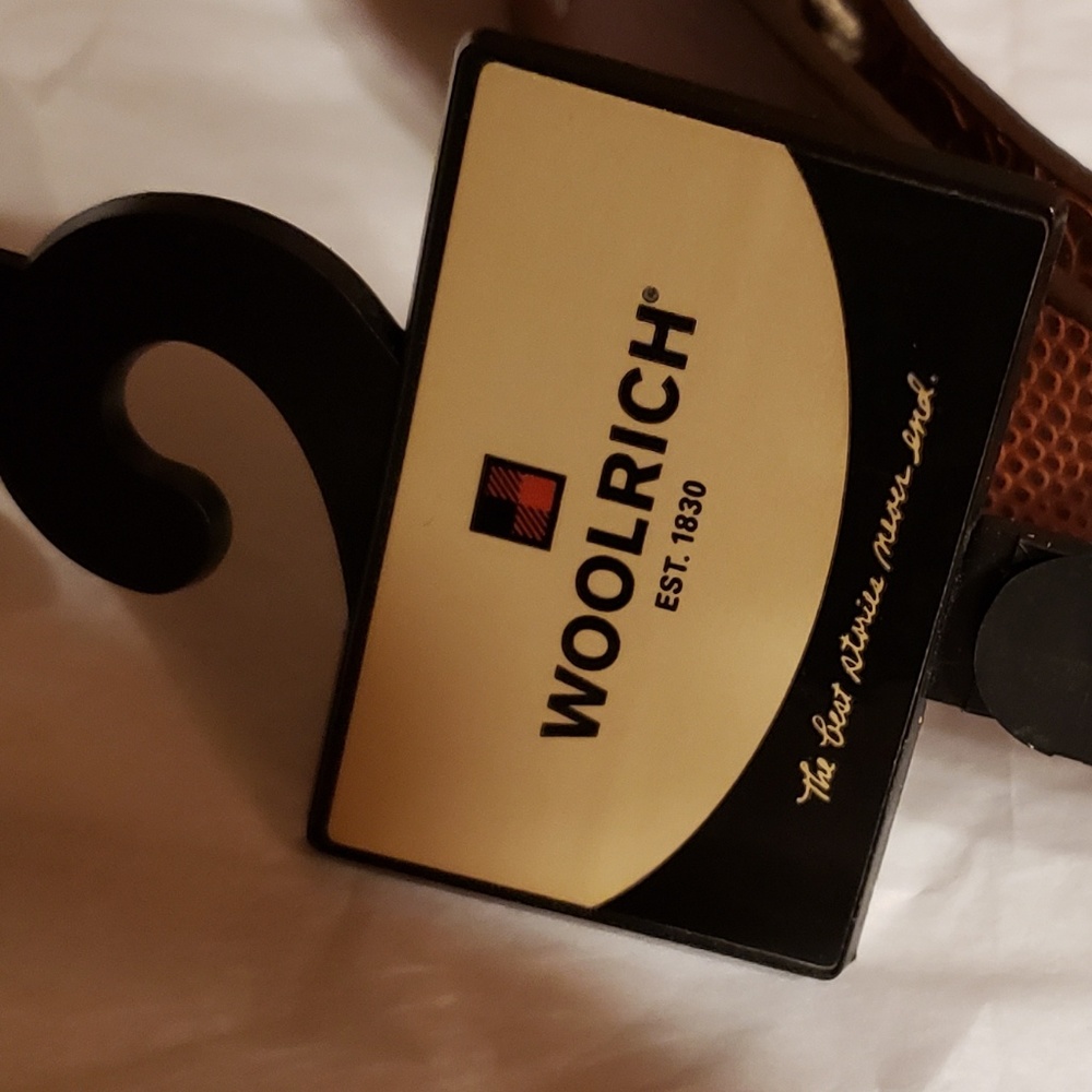"Woolrich" NWT, fancy tooled belt - Picture 6 of 6